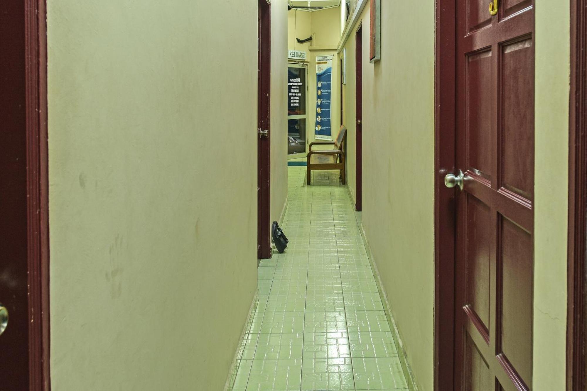 Spot On 90144 Corridor Hotel 1 ペカン エクステリア 写真