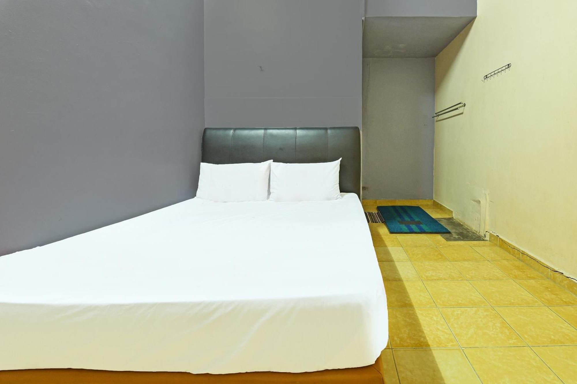 Spot On 90144 Corridor Hotel 1 ペカン エクステリア 写真